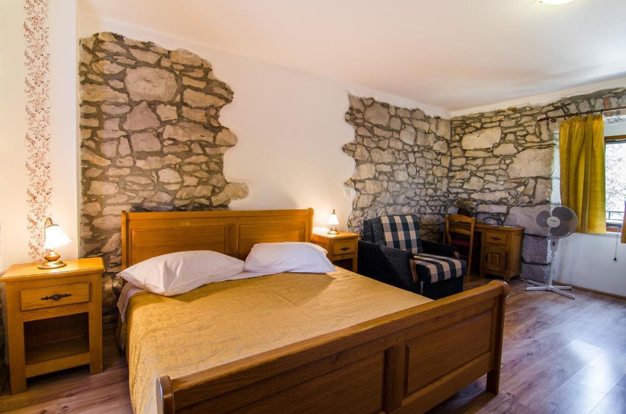 Villa Calussovo Ripenda Kras Экстерьер фото