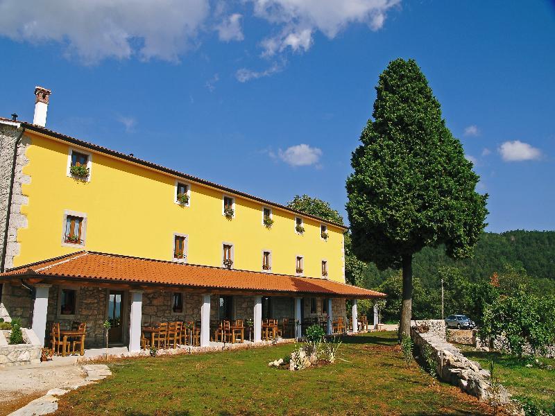 Villa Calussovo Ripenda Kras Экстерьер фото