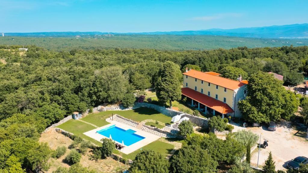 Villa Calussovo Ripenda Kras Экстерьер фото