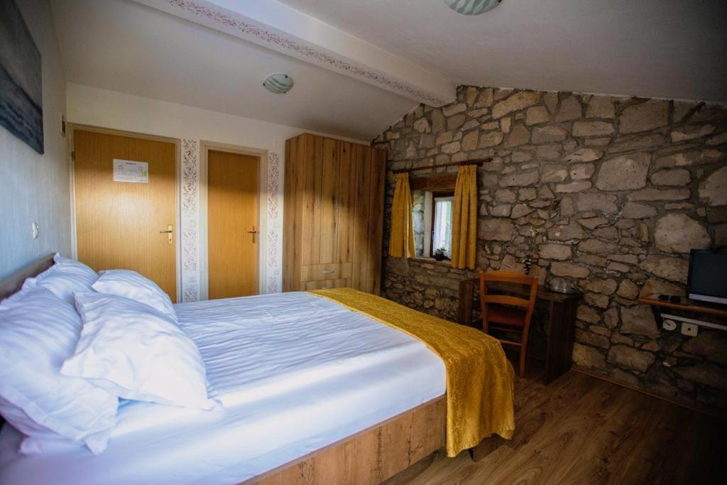 Villa Calussovo Ripenda Kras Экстерьер фото